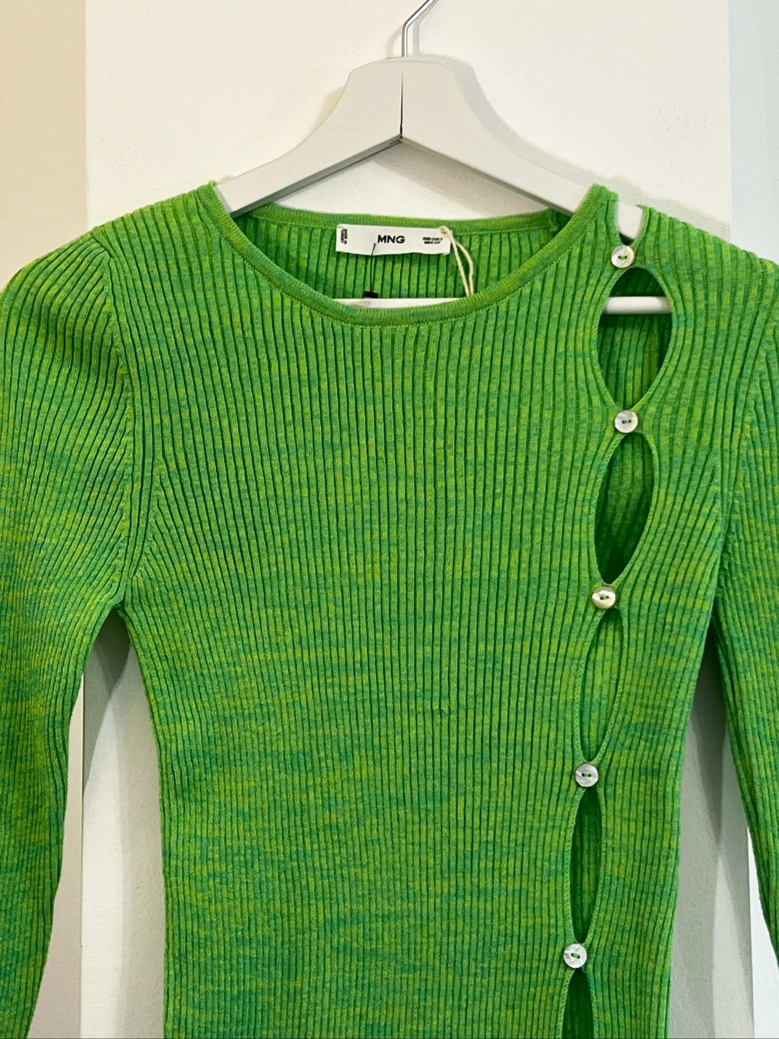 Blusa Mango verde nova - Tamanho P – photo 2